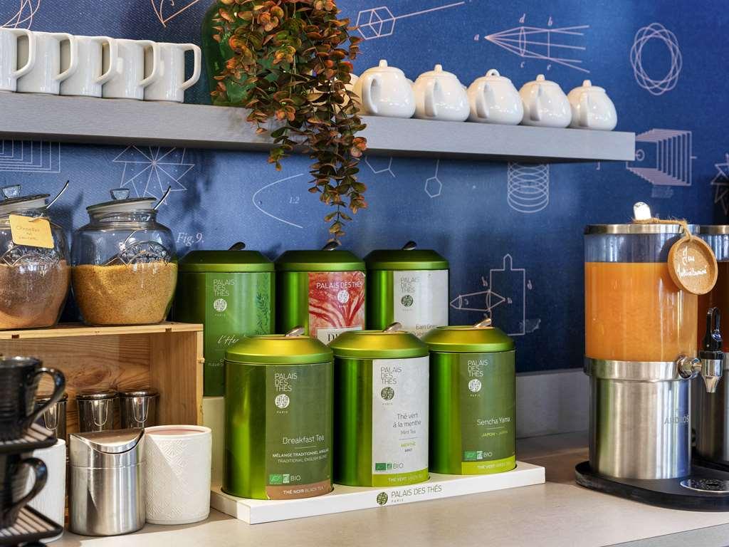 里昂卢米埃尔美居酒店 餐厅 照片